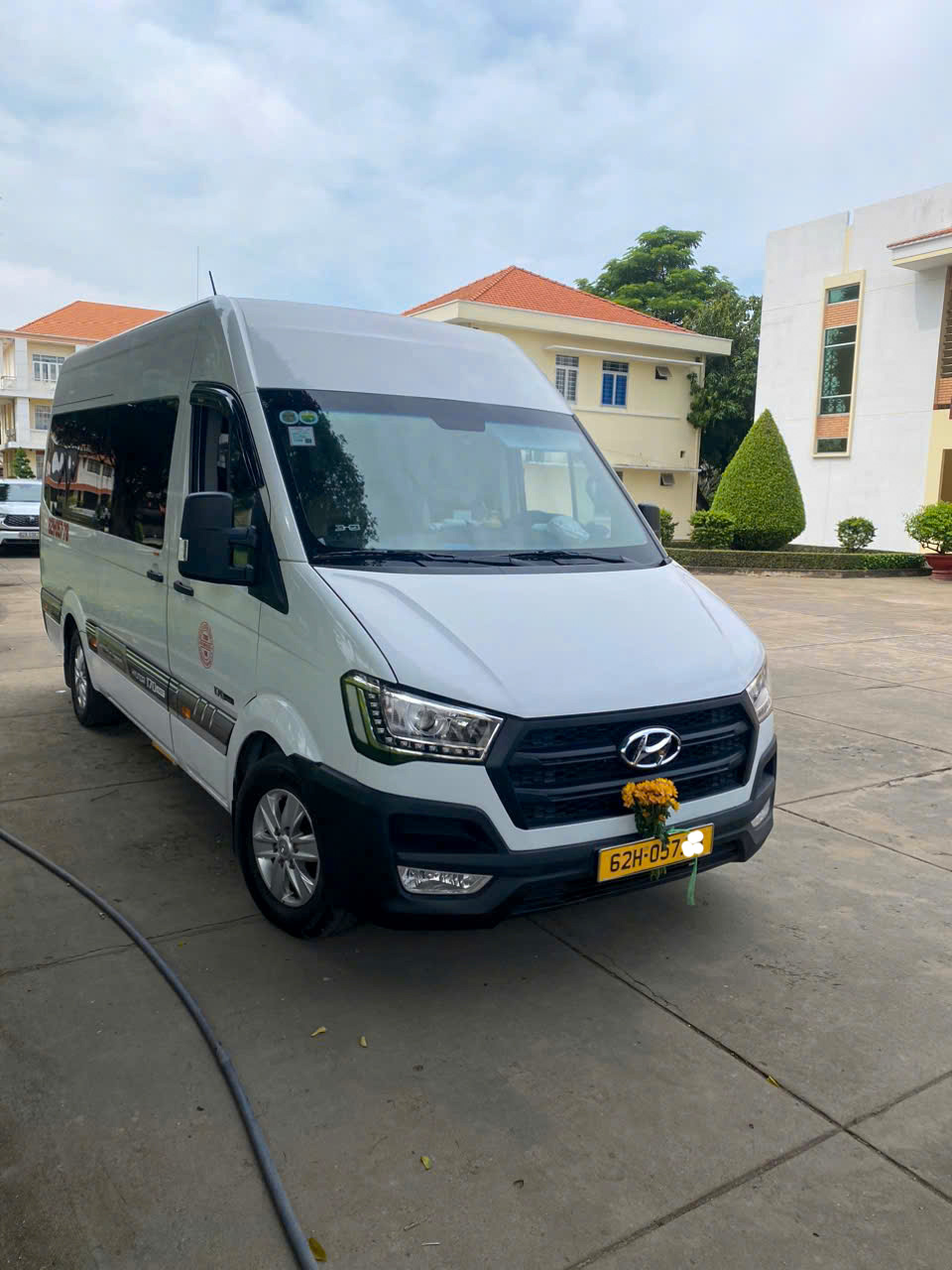DỊCH VỤ THUÊ XE 16 CHỖ - Ảnh 3