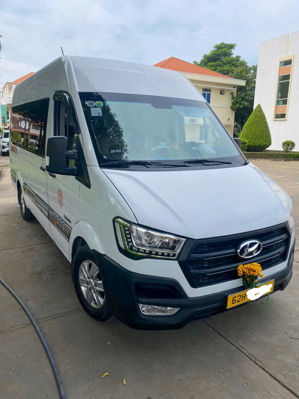 DỊCH VỤ THUÊ XE 16 CHỖ